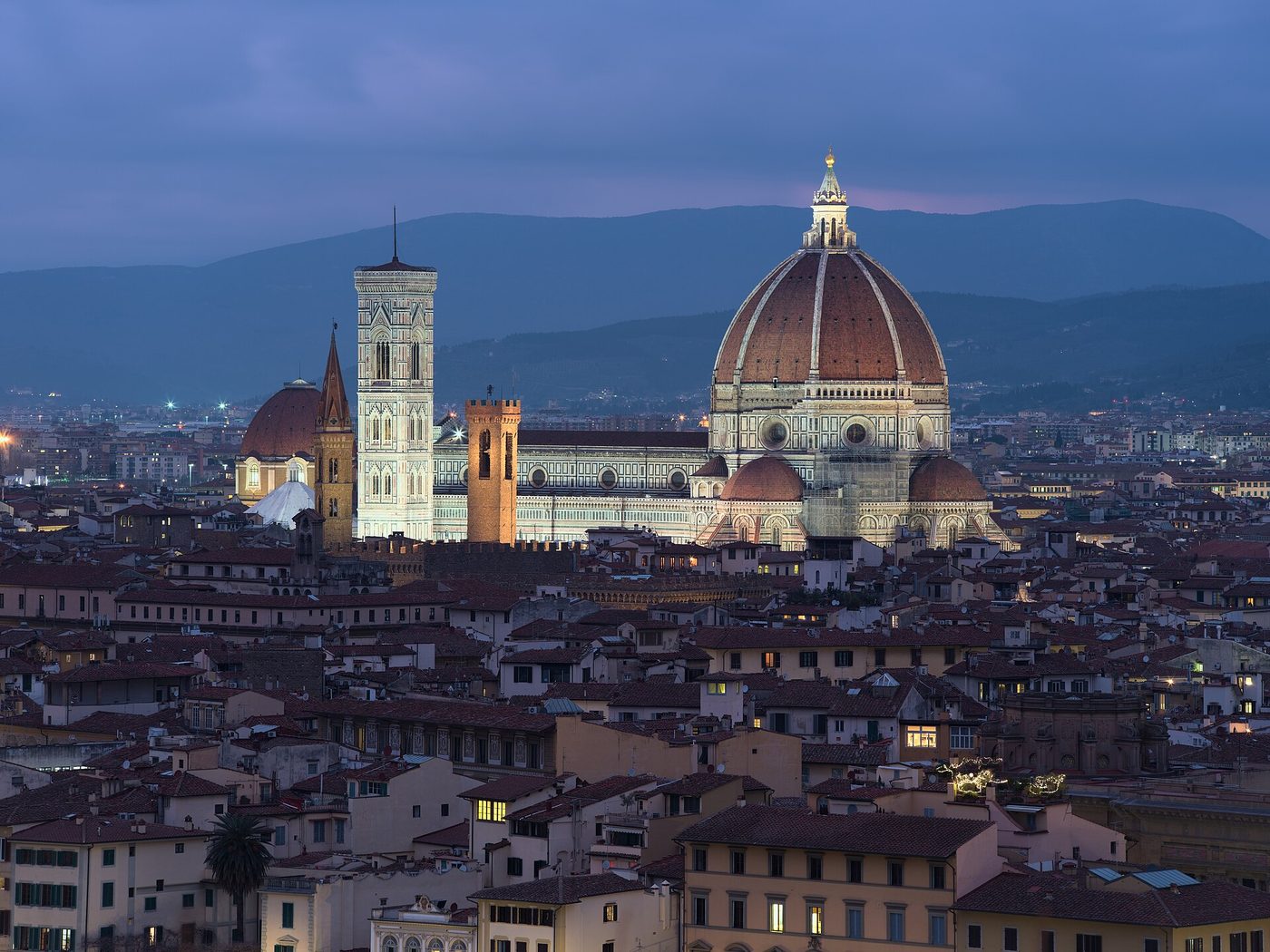 Florence and its cathedral, Santa Maria del Fiore, at dusk